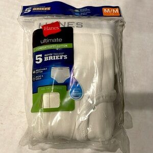 NWT Hanes 5 Boys Tagless Briefs white Medium